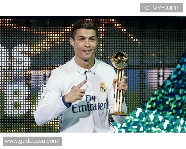 全球年薪最高的足球明星揭晓背后的财富与荣耀之路