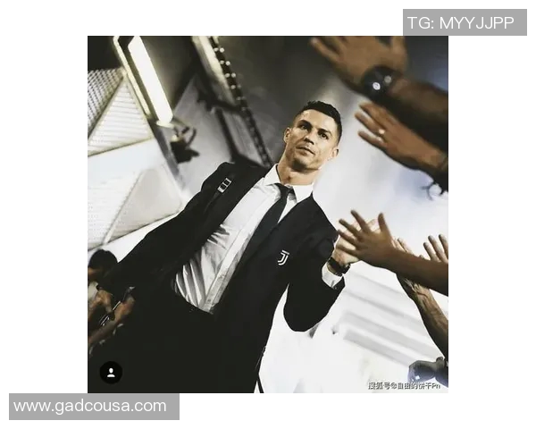 全球足球明星汇聚之地探秘城市魅力与足球文化交融