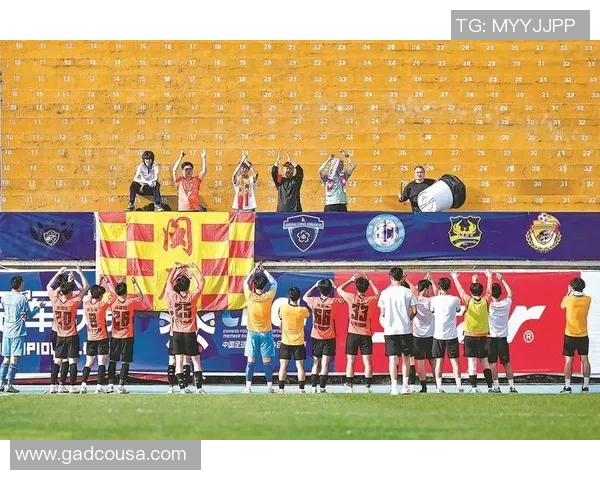 昔日足球明星退役后生活困顿为何成了人们心中的悲剧故事