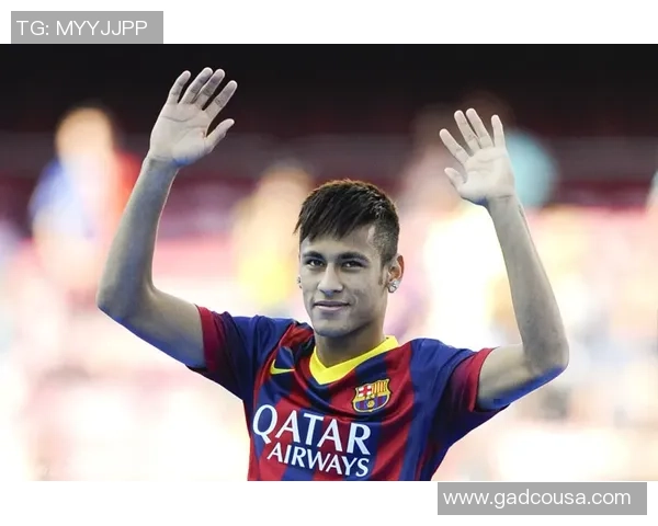 桑姓足球明星的传奇之路与辉煌成就探秘