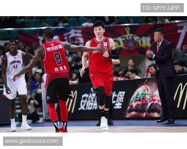 深圳乒乓球队以97分稳居大师赛积分榜首位展现强劲实力