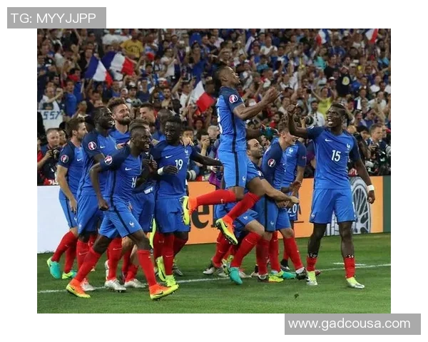 西安足球队在锦标赛中的默契配合与战术执行分析