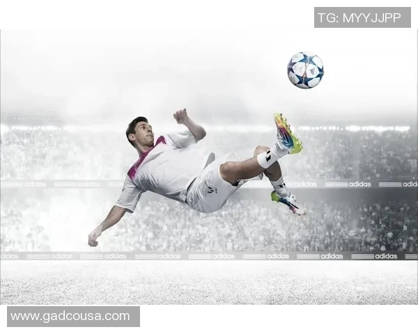 足球明星牌面图片展示各大球星风采与成就的视觉盛宴