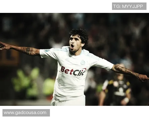 足球明星精彩瞬间汇聚电脑壁纸尽享足球魅力与激情的视觉盛宴