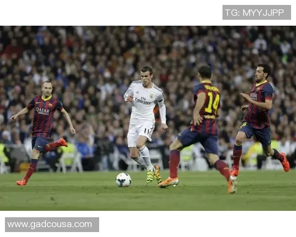 足球热点:解读杭州足球队的边路渗透 足球热点:解读杭州足球队的边路渗透